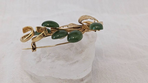 Green Jade Brooch, Goldtone Floral Spray with Fru… - image 2