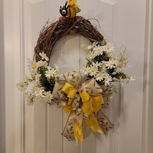 Spring Bumble Bee Grapevine Floral Wreath with a Bee Bow and metal Bee Hanging over top
