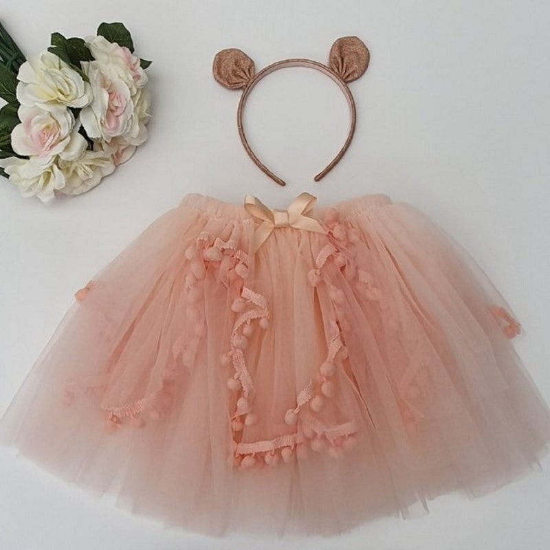 Girls Ruffle Sleeveless Top With Peach Tiered Tulle Skirts Set main image 1