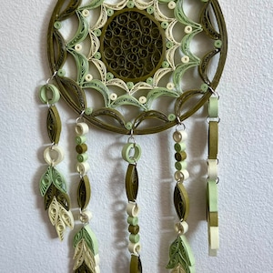 Acchiappasogni verde, Acchiappasogni da parete, Arte con carta quilling, Fatto a mano, Decorazione per la stanza, Idee regalo