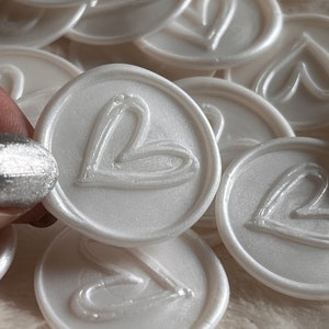  660Pcs Gold Embossed Wax Stickers Valentines Day Heart