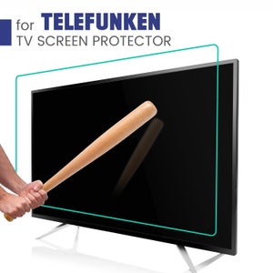 Könnte beinhalten: Ein hölzerner Baseballschläger schwingt auf einen schwarzen Fernsehbildschirm mit grünem Rahmen zu. Der Text "for TELEFUNKEN TV SCREEN PROTECTOR" ist über dem Fernseher sichtbar.
