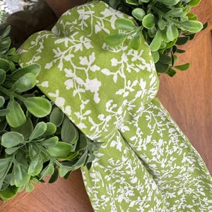 Wreath Sash Vines Green Wreath Sash  Spring/Summer Front Door Decor  Wreath Decor Wreath Sash