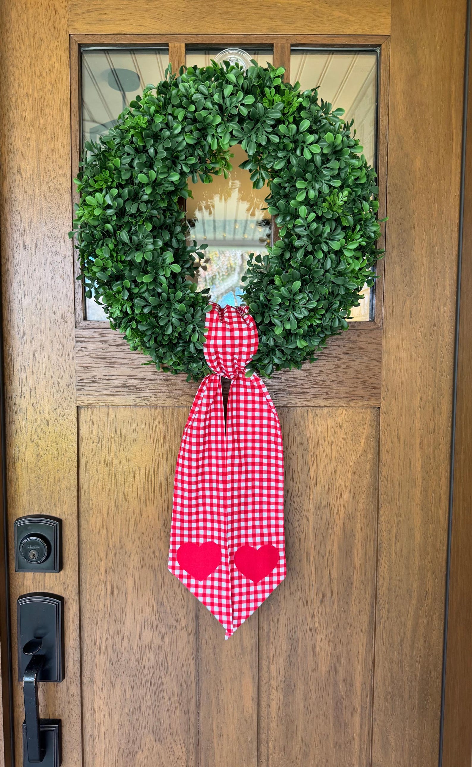 Valentine Wreath Sash: Red & White Check Fabric, Appliquéd Hearts
