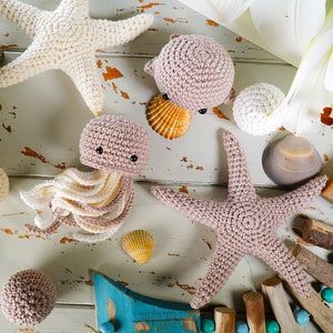 Crocheted baby mobile, children's room mobile, children's room decoration, sea mobile, octopus, whale, starfish mobile.