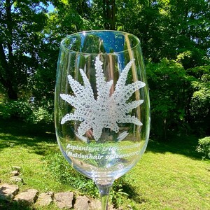 Laser engraved Maidenhair fern wine glass, Fern themed gift, 16 oz