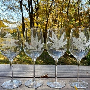 Engraved fern wine glasses | set of four | plant wine glass gift set