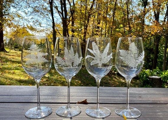 Botanic Garden 16 Ounce Set of 4 Wine Glasses (Assorted)