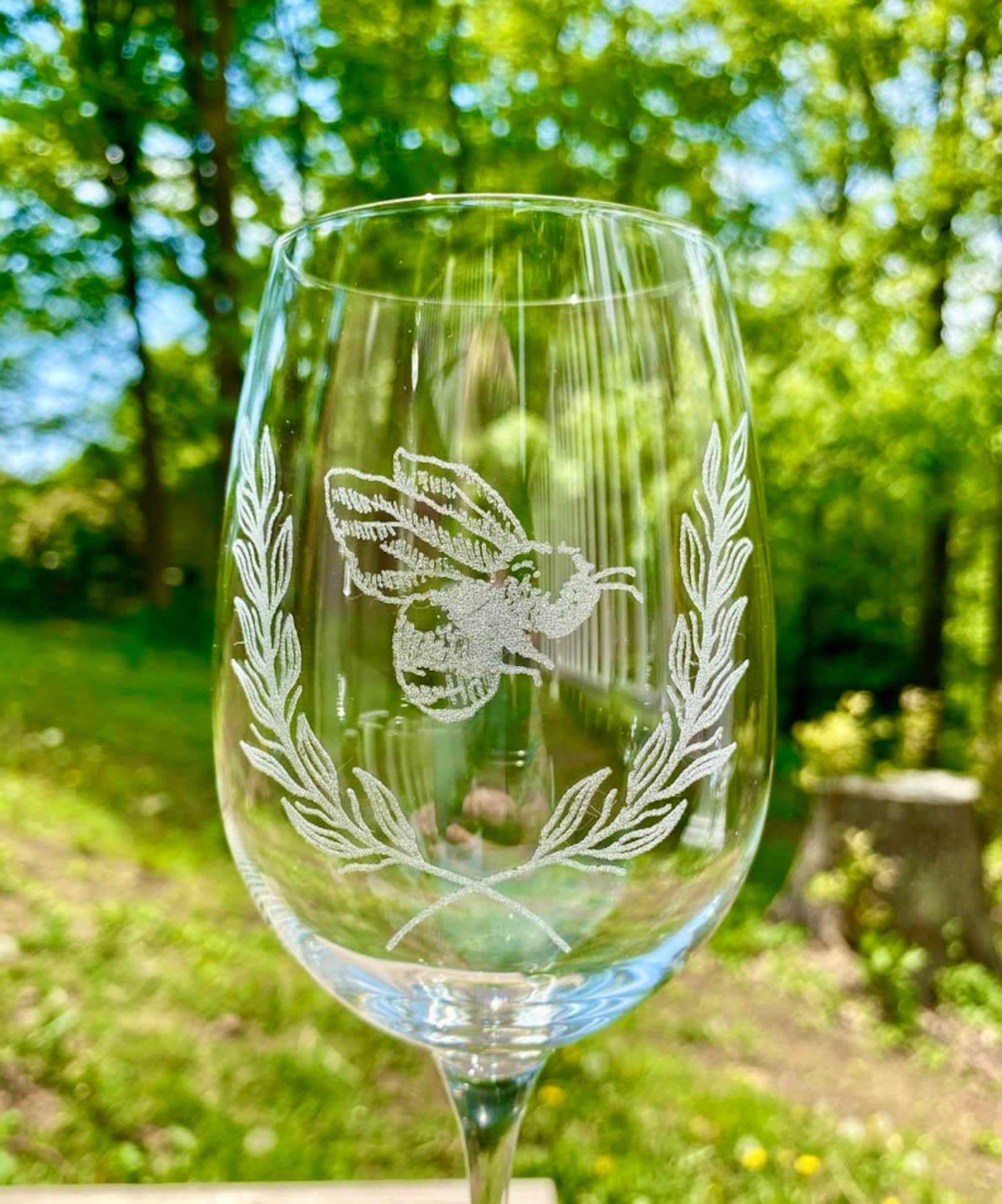 Laser Engraved Bee Wine Glasses Set of Four Bee Themed Gift Etsy