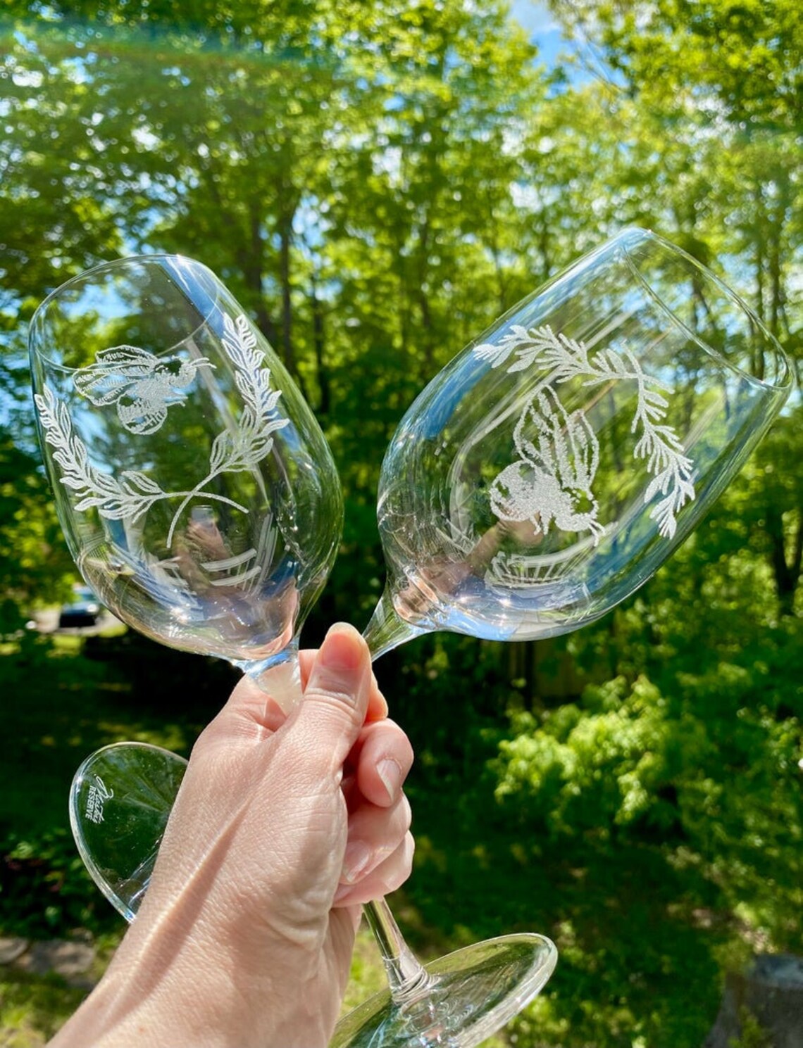 Laser Engraved Bee Wine Glasses Set of Four Bee Themed Gift Etsy