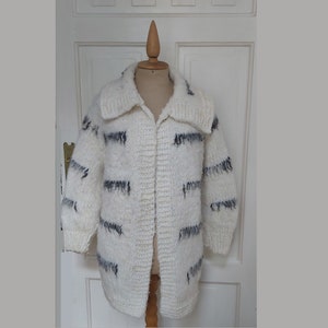 Chunky knit hand-knit Scandinavian wool cardigan sweater womens XXL or oversize