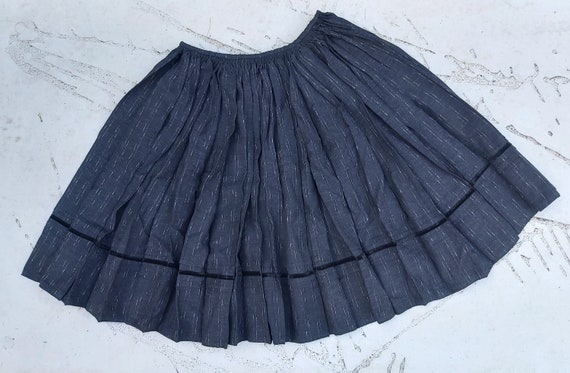 Richly pleated black color vintage Hungarian auth… - image 1