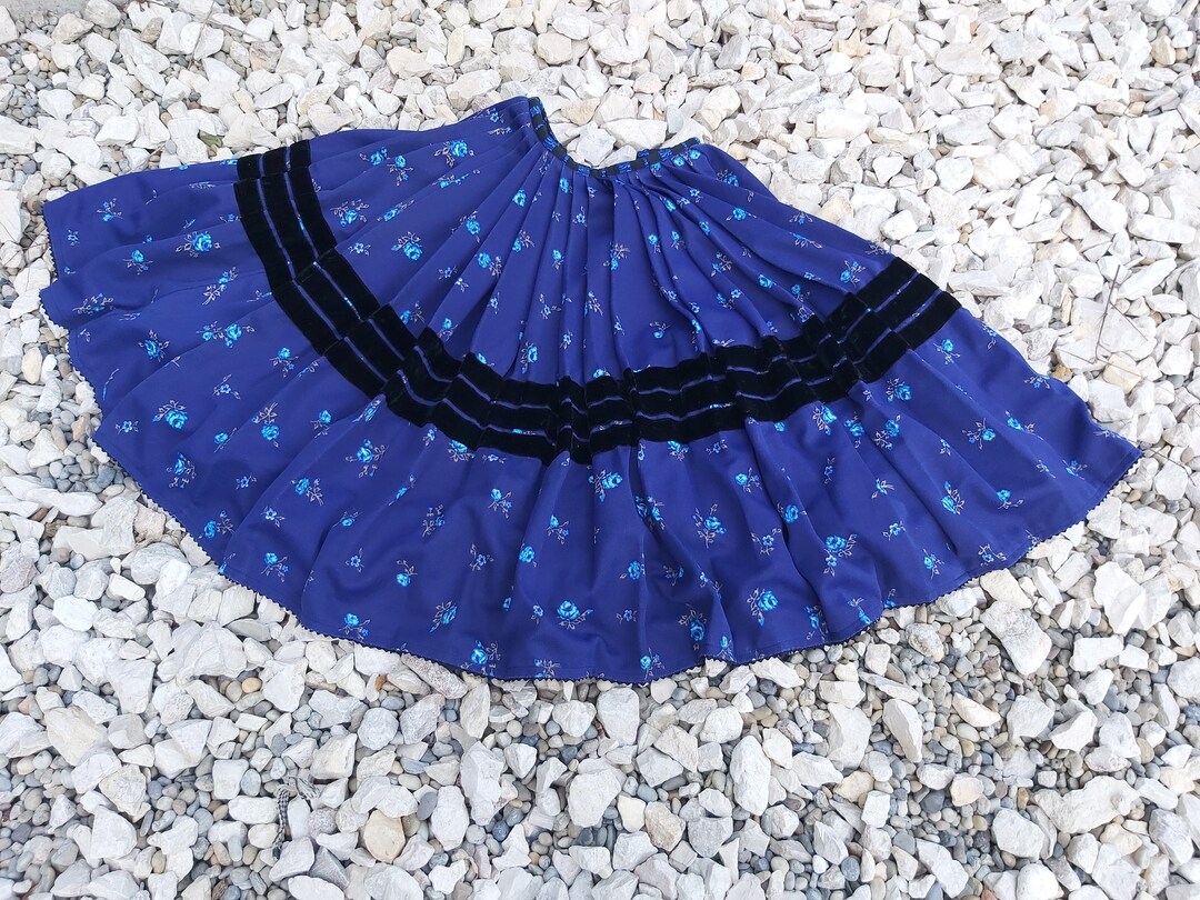 Vintage Hungarian Folk Dance Skirt Ethnic Dress Richly Pleated Etsy