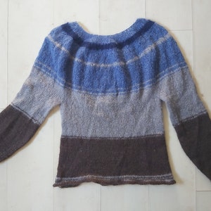 Icelandic Fair Isle handknit warm winter pullover 100% pure Angora mohair wool womens size M