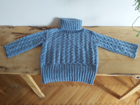 Hand-knit woollen Austrian folk-style womens pull… - image 3