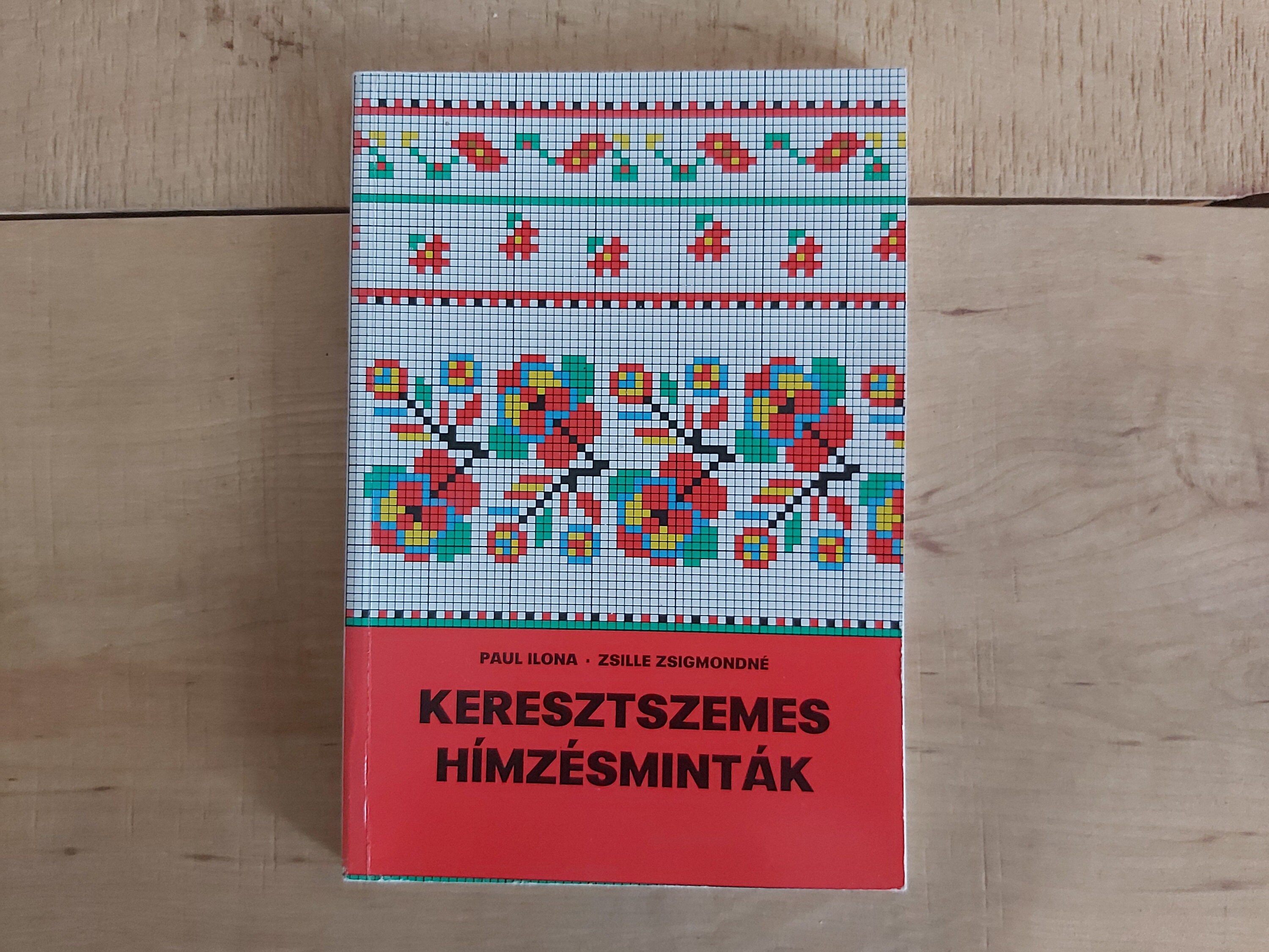 【全品送料無料】 Eastern-European Traditional folk embroidery cross-stitch その他