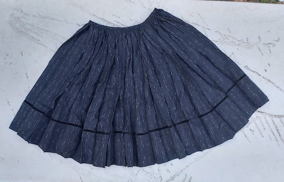 Richly pleated black color vintage Hungarian auth… - image 3