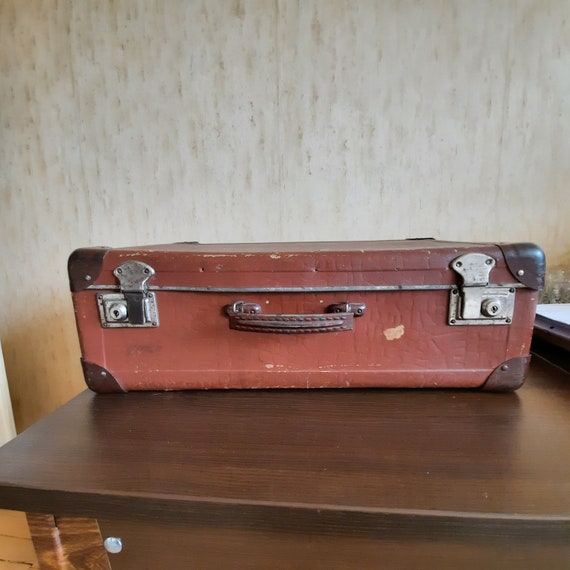 vintage black cardboard suitcase Gem