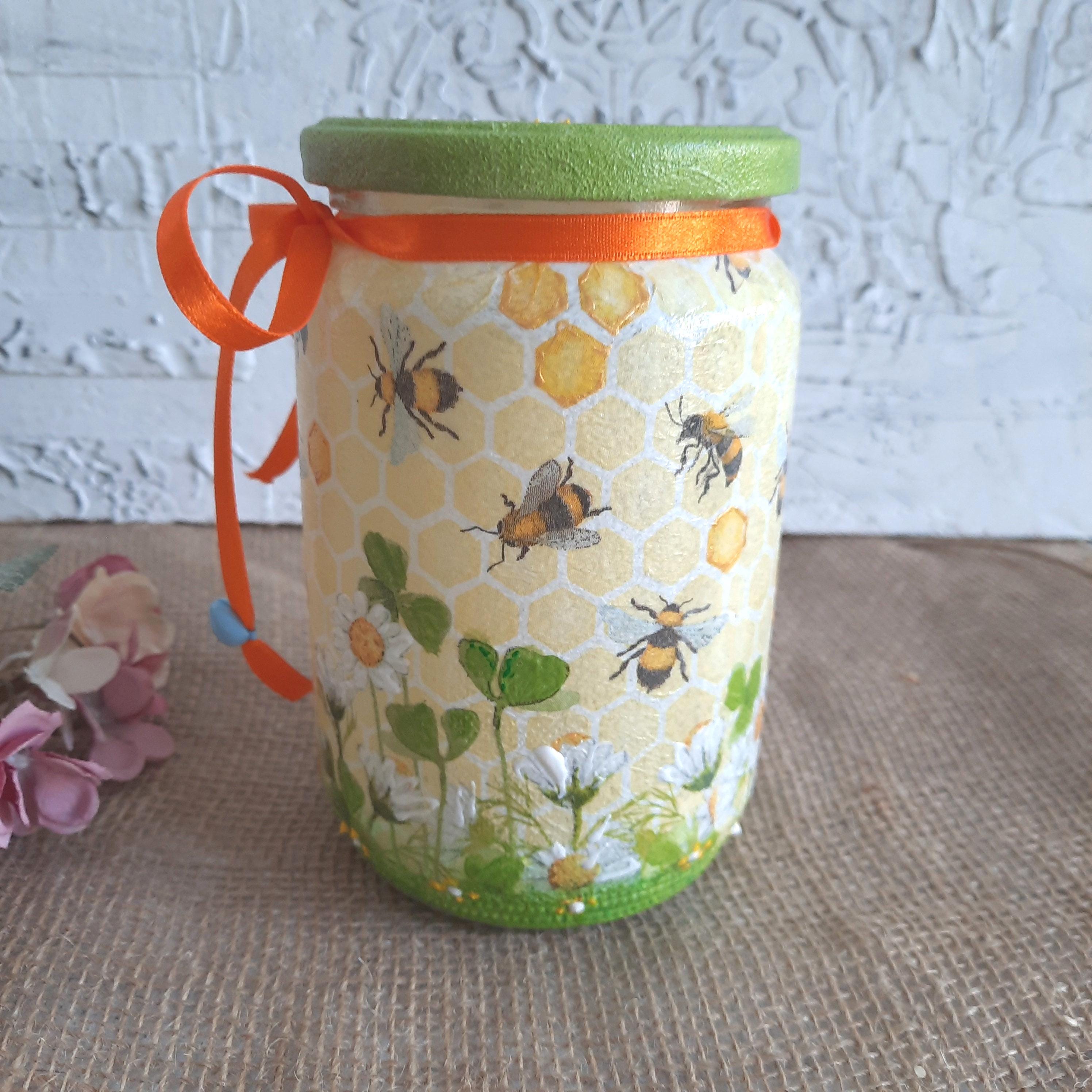 Hand decorated storage jar. Glass jar with bee decoration. Jar with lid. Floral jar, decoupage. Gift for bee lovers, gift for mom