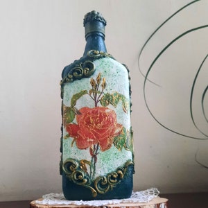 Bouteille d&#39;art en verre avec décoration de roses, vase fait main, oeuvre d&#39;art de bouteille de fleurs, décoration intérieure, décoration artistique