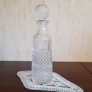 Retro rectangular glass decanter with glass stopper, cognac decanter, housewarming gift idea, retro liquor decanter, bar decor man cave gift