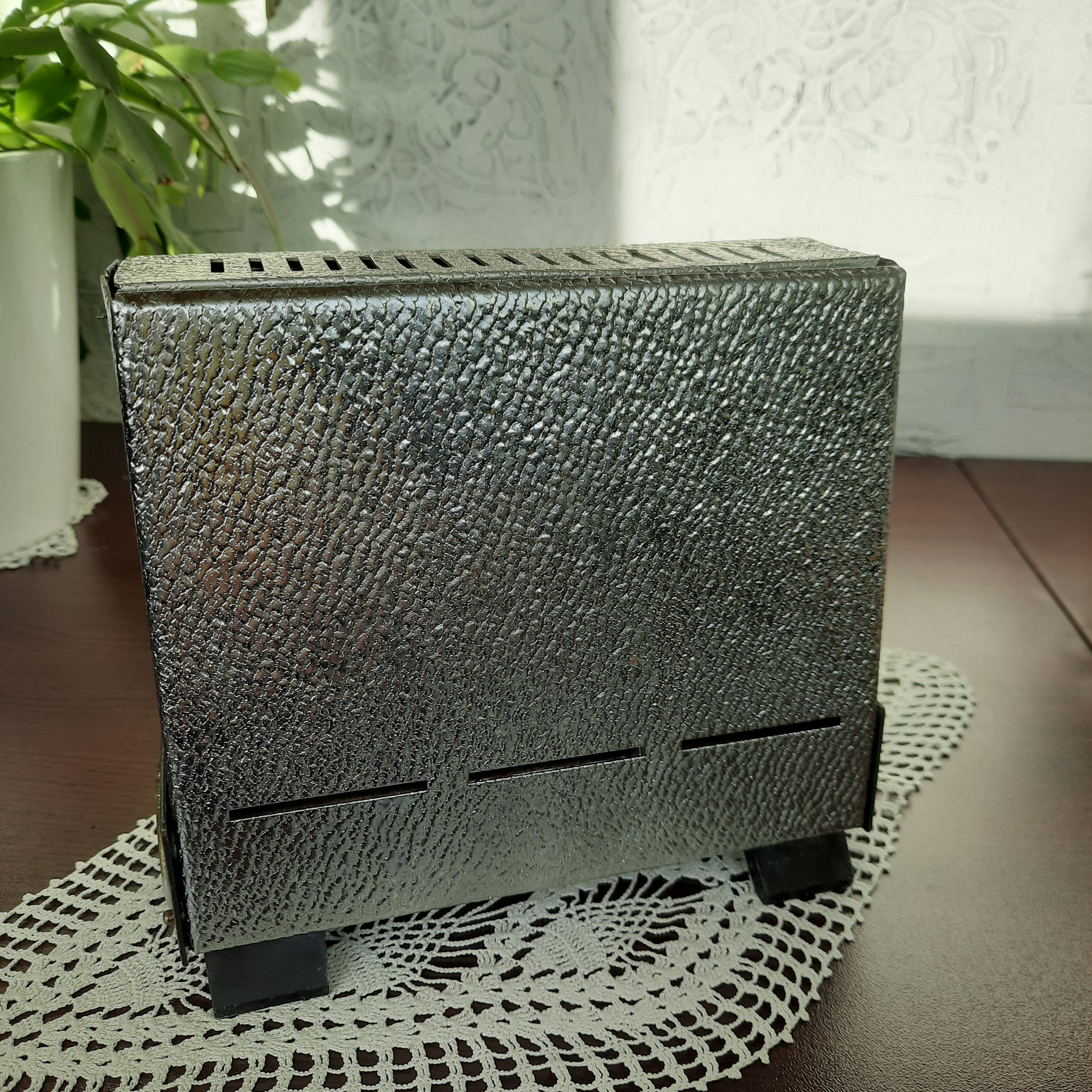Vintage Toaster for Toasting Slices. Retro Kitchen Appliances for ...