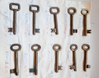 Brass Skeleton Keys - Lot of 10, Vintage Keys, Rustic Skeleton Key, Old Key Collection, Steampunk Keys.