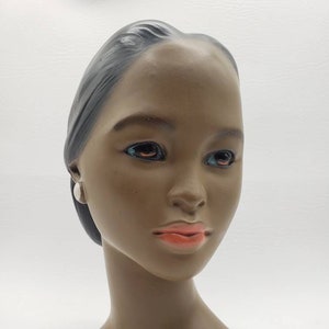Vintage Chalkware Bust Polynesian Woman Lady Sculpture FSCO 8&quot; MCM Retro Decor. Great vintage condition. Home Decor. Tropical Decor.