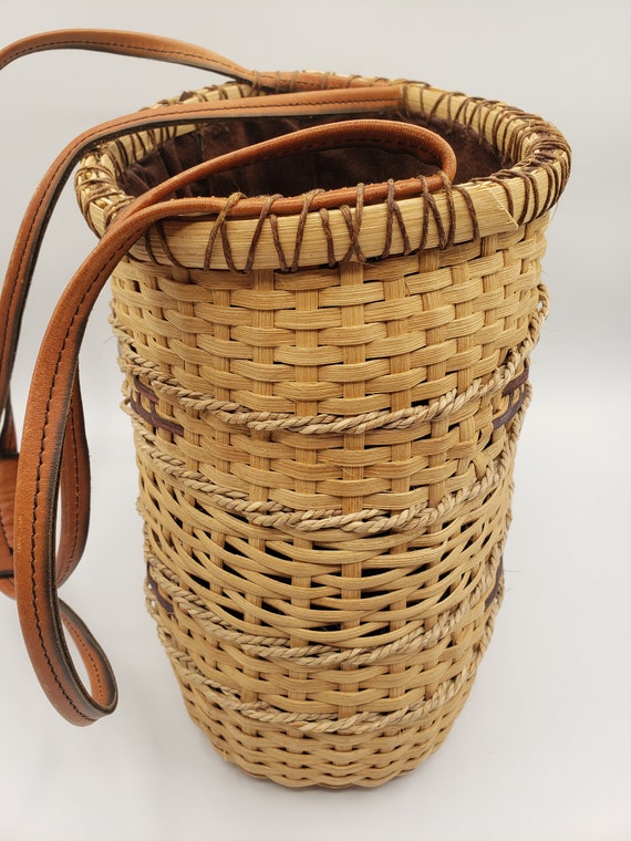 Vintage Woven Rattan Wicker Straw Basket Purse Bu… - image 3