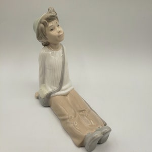 RARE Nao by Lladró “Boy Resting” Figurine Spain 1970&#39;s Retired, Daydreamer 6.5&quot;H. Rare Lladro piece measures about 6.5&quot; tall, 5.75&quot; long