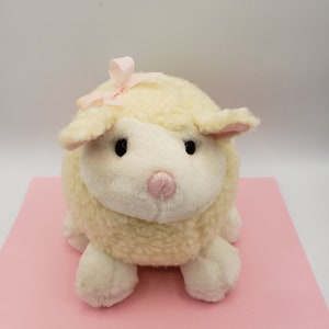 Mary Meyer Vintage Lamb Sheep Plush White 7&quot; Stuffed Animal Easter Baby RARE. I couldn&#39;t find another one like this! The tag reads