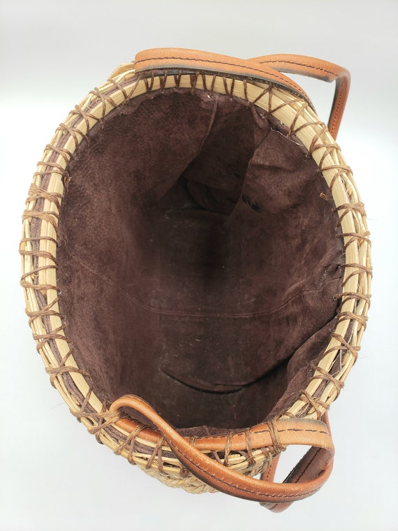 Vintage Woven Rattan Wicker Straw Basket Purse Bu… - image 9