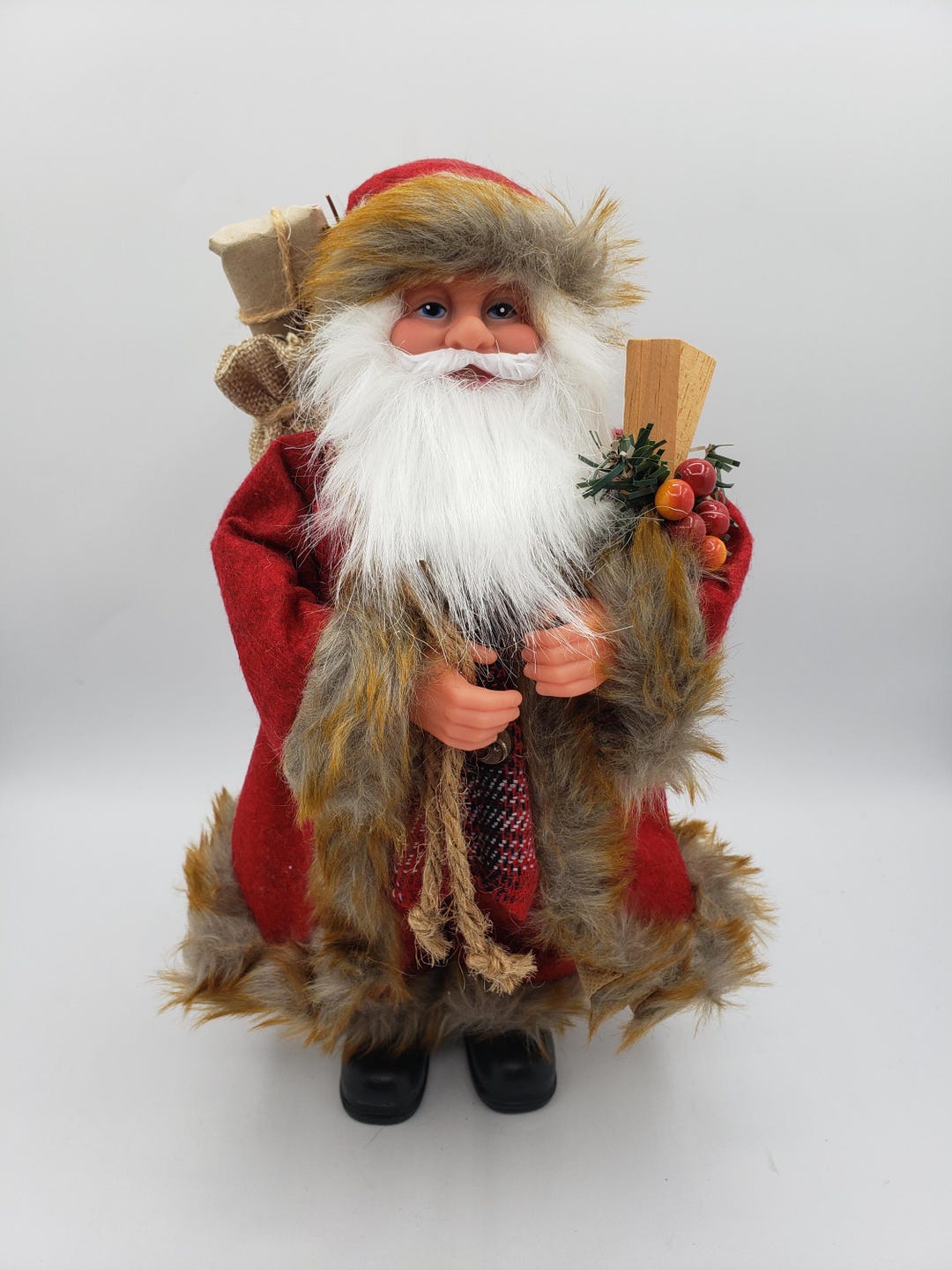 Classic Believe Santa Figurine main image 1