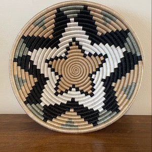 African Wall Basket, Rwanda Basket, Woven Bowl, Natural Sisal Fiber, Dining Centerpiece, Fruit & Bread Bowl, Home Decor, Wall Decor