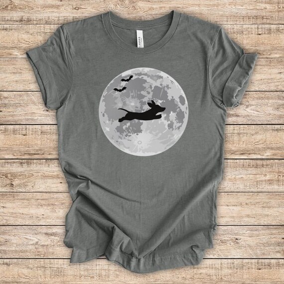 Dachshund Shirt | Flying Wiener Dog | Great Halloween Shirt | Happy Halloweenie | Sausage Dog Shirt | Great Gift for Dachshund Lovers