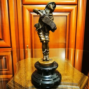 Francesca girl playing accordion bronze figure statuette sculpture statue figurine bronze marble handmade miniature 490
