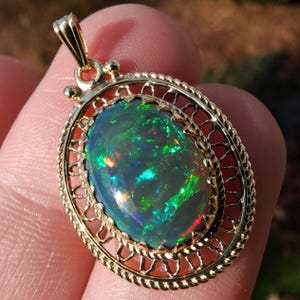 14k 2.56ct Ethiopian Opal - Statement Drop Pendant on 18.25" 14k Chain