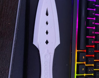 Apex Legends Wraith Kunai Heirloom / Lifesize