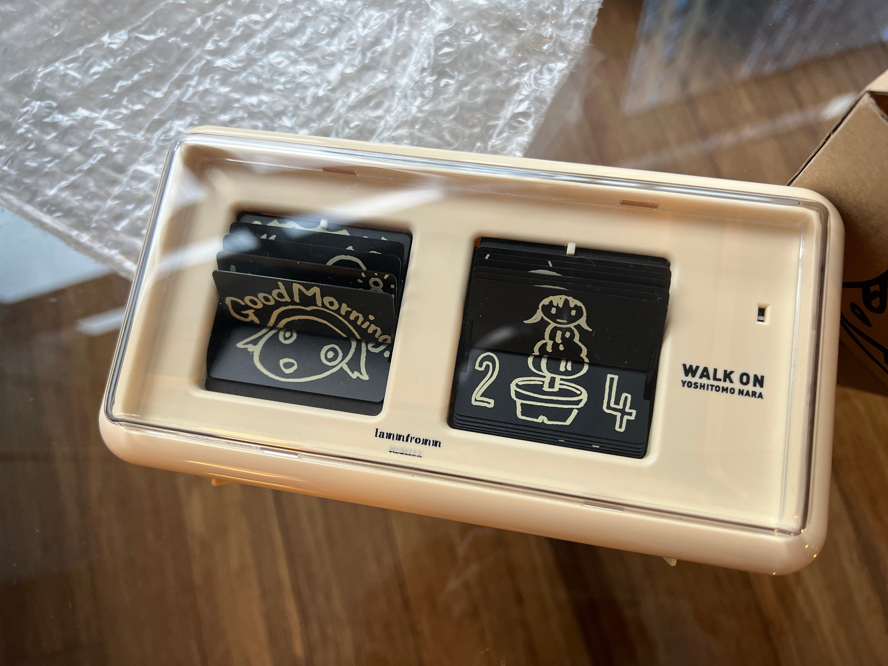 Brand New Yoshitomo Nara Walk on Flip Clock 奈良美智 時計 - Etsy