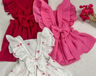 White Muslin Baby Girl Dress Boho Baptism Outfit with Rustic Bow Pinafore & Bloomers – Vintage Ruffled Cake Smash Gift