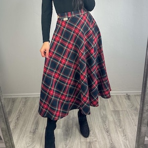 Women's Christmas Tartan Midi Skirt - High Elastic Waist Plaid A-Line Skirt, Classic Winter Holiday Outfit, Elegant Festive Fashion