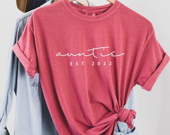 Camiseta personalizada "Tía Est. 2025 2026": Camiseta "Tía" de Comfort Colors