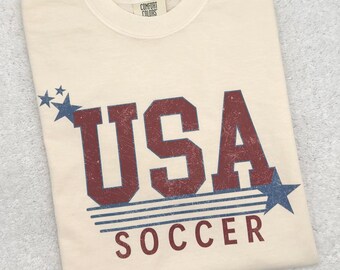 Retro USA Soccer Comfort Colors Shirt, Retro Football Fan Tee, Vintage Football Cup Graphic, International Match Day Tee, Global Soccer Gift