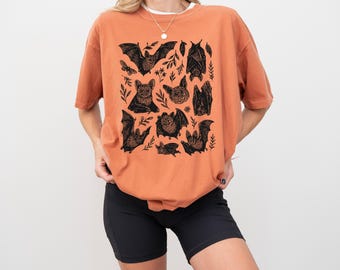 Vintage Bat Comfort Colors TShirt | Gothic Cottagecore Graphic Tee | 90s Bat Shirt | Halloween Bats Tee | Dark Aesthetic Spooky Animal Shirt
