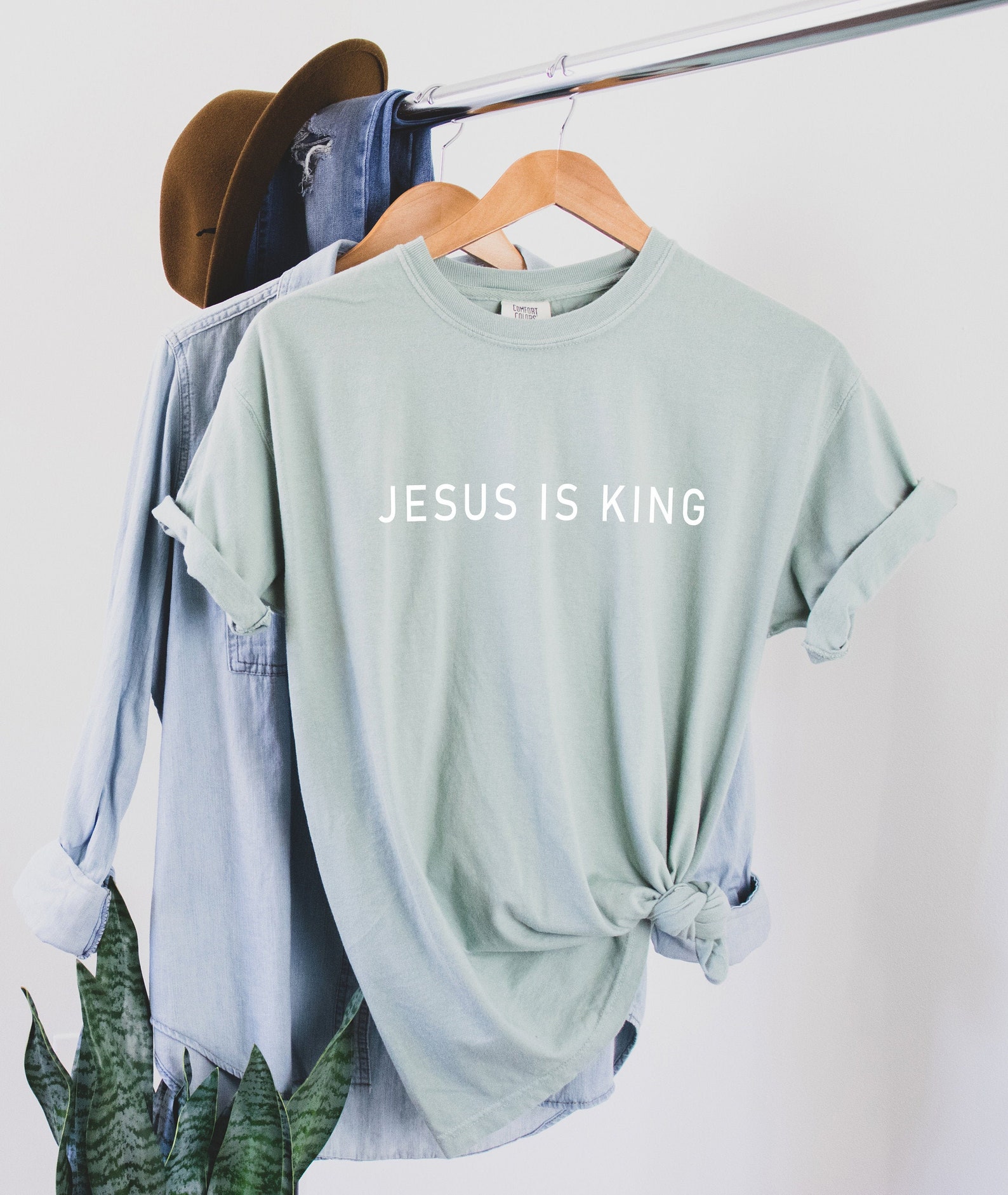 Jesus is King T-shirt Christian Apparel the King is Coming - Etsy