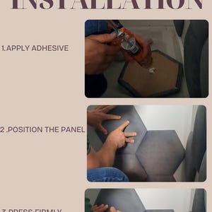 K&ouml;nnte beinhalten: Eine Anleitungsgrafik mit dem Titel EASY DIY INSTALLATION zeigt drei Schritte zur Montage sechseckiger Wandpaneele. Schritt 1: Kleber auftragen. Schritt 2: Paneel positionieren. Schritt 3: Fest andr&uuml;cken. Hinweis zur Verwendung von doppelseitigem Klebeband.