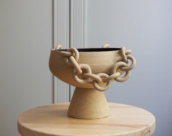 Handmade minimalist bowl | Pedestal bowl | Footed bowl with chain detail