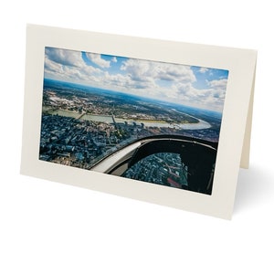 Geschenkkarte Fotokunst von Reisen im Passepartout, Kölner Brücken Helikopterblick Postkarte inkl. Briefumschlag, 10x15cm matt