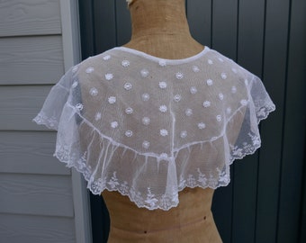 An Antique Embroidered Tulle Lace Collar or Fichu with Deep Lace Frill