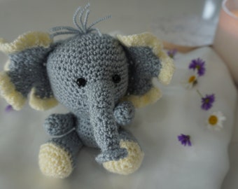Elephant, crocheted soft toy / children's toys made of cotton, amigurumi, baby gift, baby shower